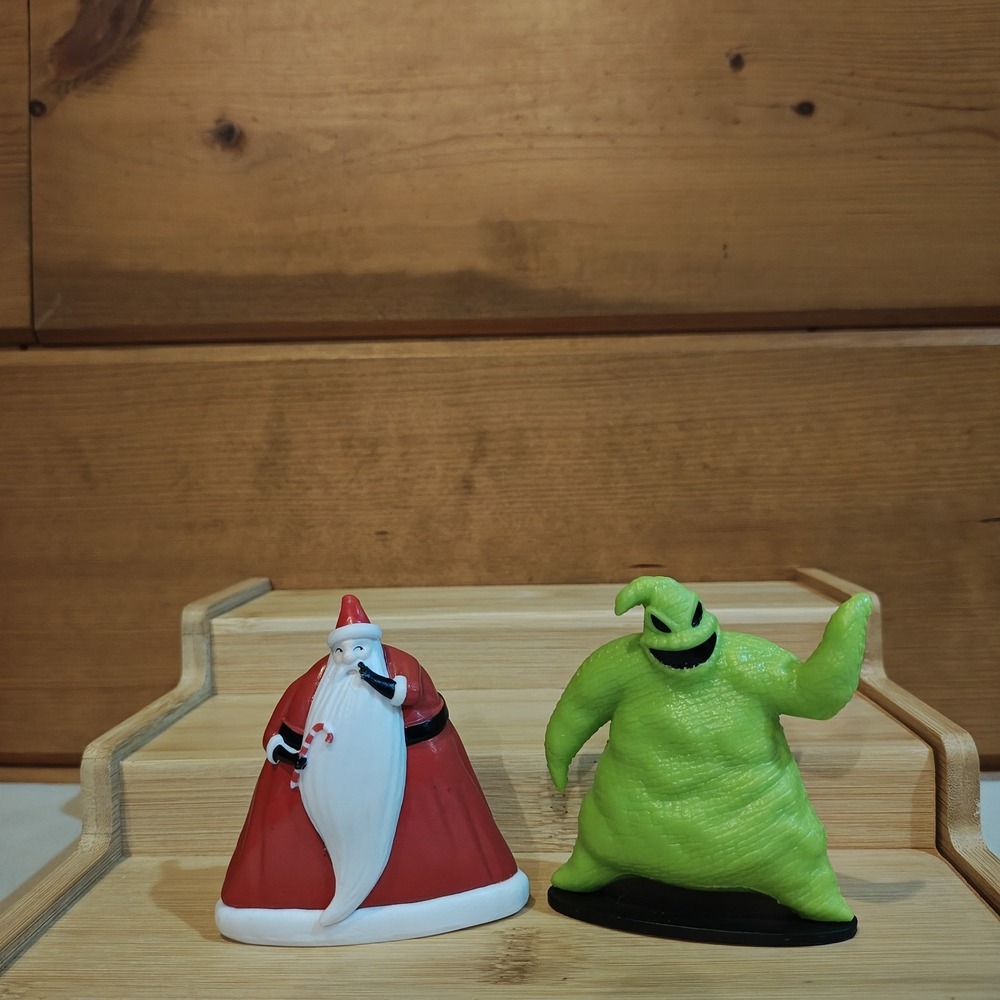 NIGHTMARE BEFORE CHRISTMAS 2 Figure Set DISNEY PVC TOY OOGIE BOOGIE Santa Topper